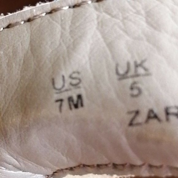 Naturalizer Womens Zarie Block Heel Ankle Bootie  7M - Picture 10 of 10